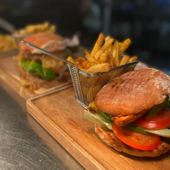 Freshly prepared food at 1905 Coffee & Kitchen